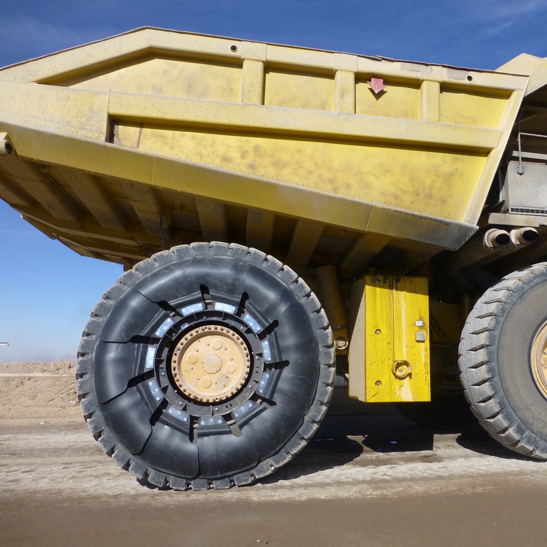 Sidewall Protection for Dump Trucks - Image 2